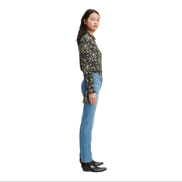 Levi's Original 501 Straight Leg Button Fly Distressed High Rise Waist Size 27 - Picture 8 of 16